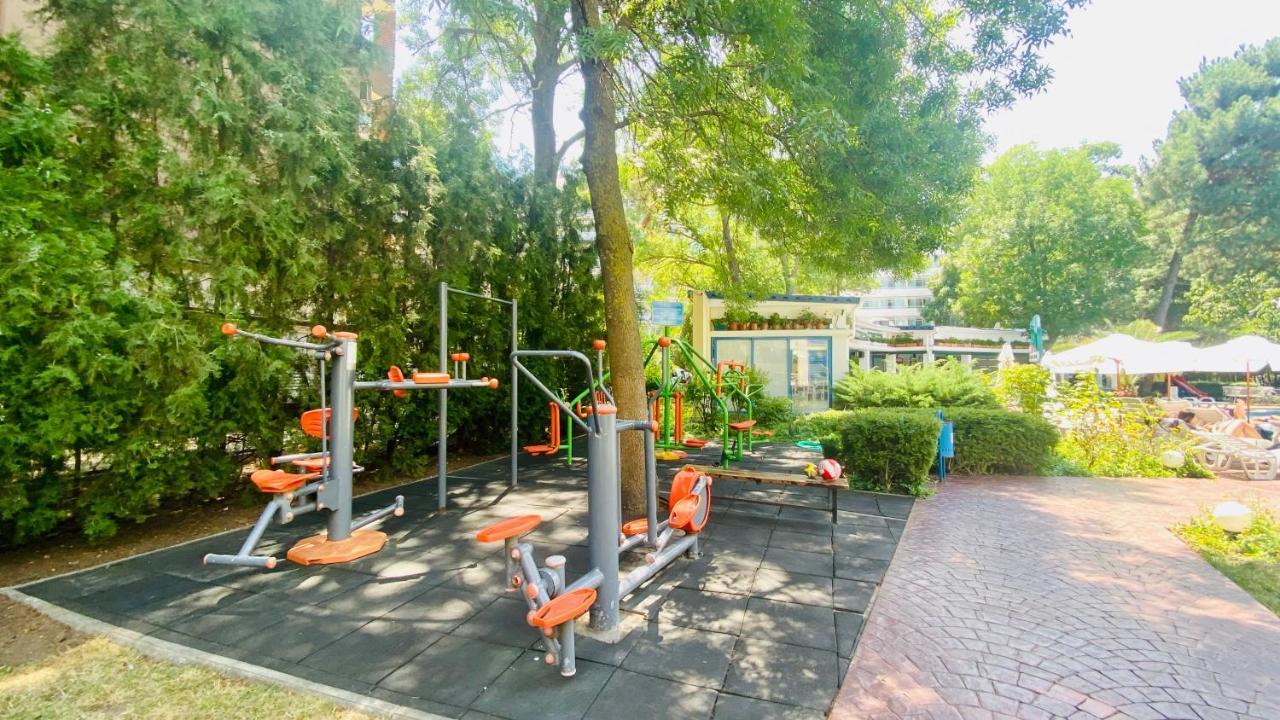 Bratanov Excelsior Apartment Слънчев бряг Екстериор снимка